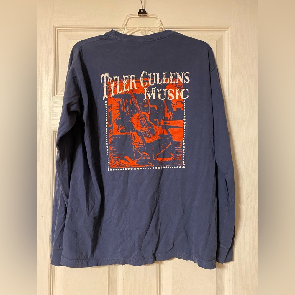 Long sleeve shirt